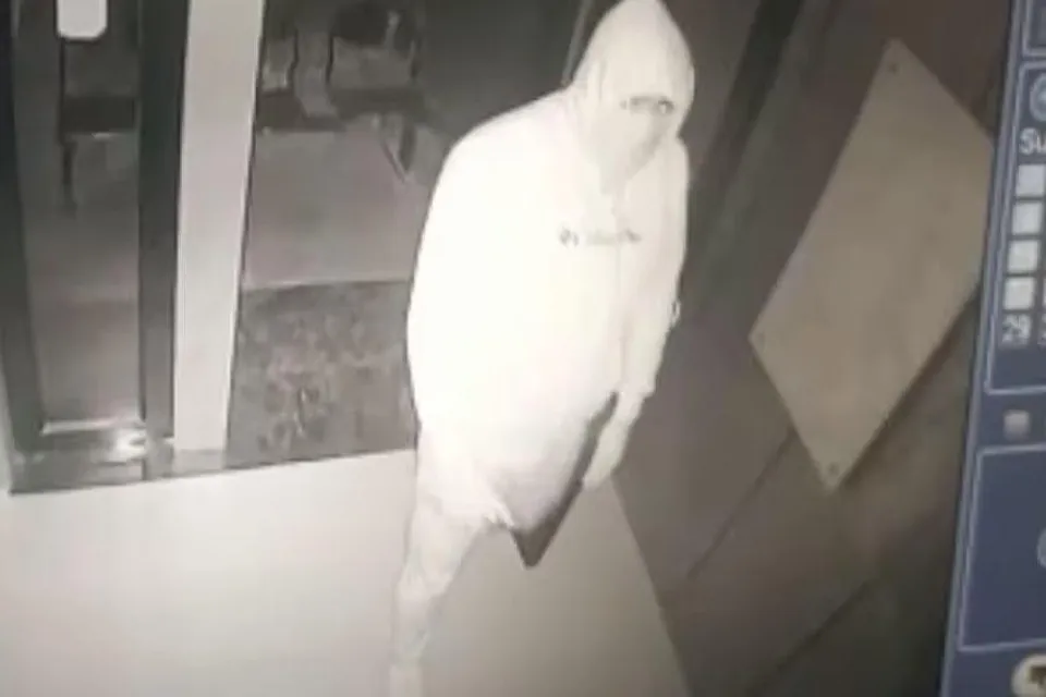 Money looted from ATM machine in Rajasthan's Ajmer