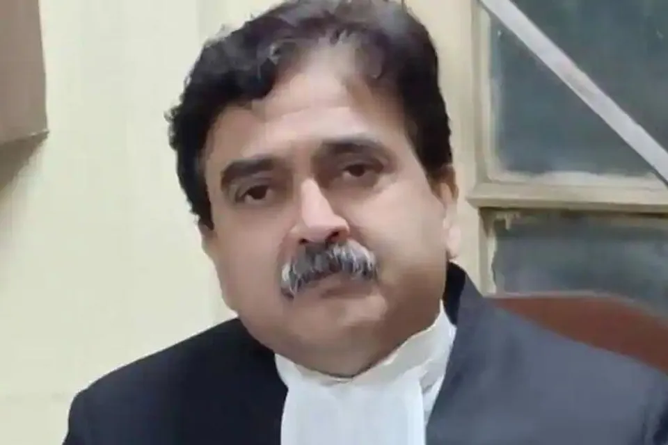 Recruitment Corruption: Justice Abhijit Gangopadhyay wants to know the opinion of Nobel laureates