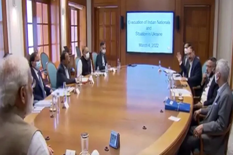 PM chairs a meeting to review the Ukraine situation