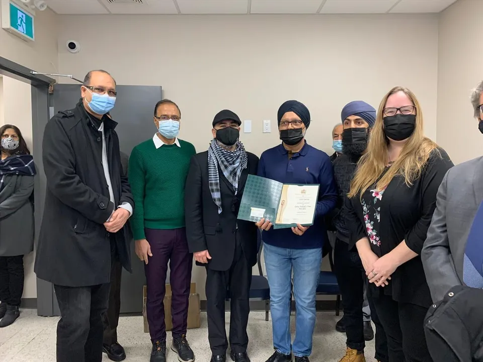 EDMONTON, ALBERTA'S, SIKH COMMUNITY GIVES BACK ON VALENTINE'S DAY.