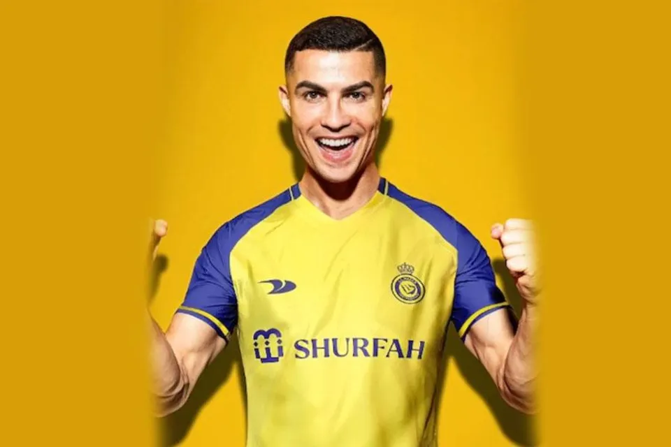 After signing a contract with Al Nassr, how much will Ronaldo's property increase?