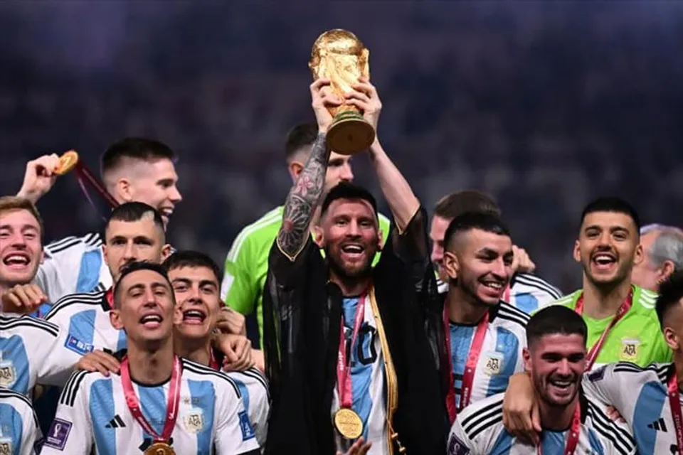 Ultimate tribute, Argentine government is considering printing Messi's face on notes!