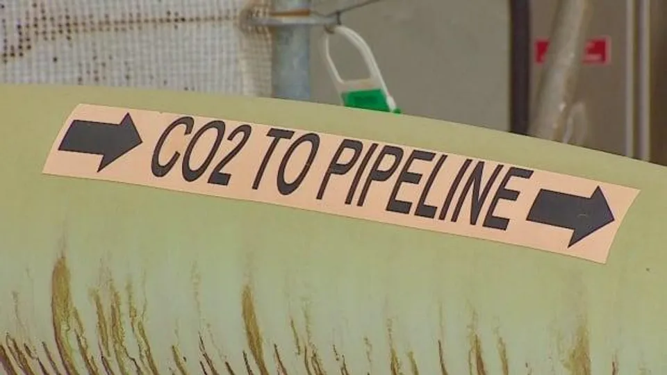 COMPETITION SWELLING IN ALBERTA TO BUILD UNDERGROUND CARBON LANDFILLS