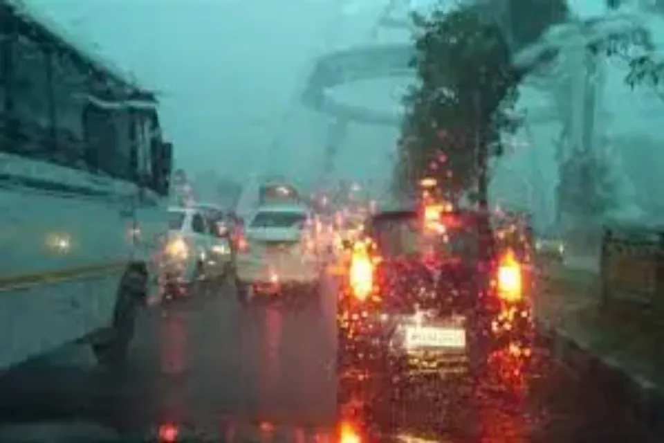 Heavy rainfall in City