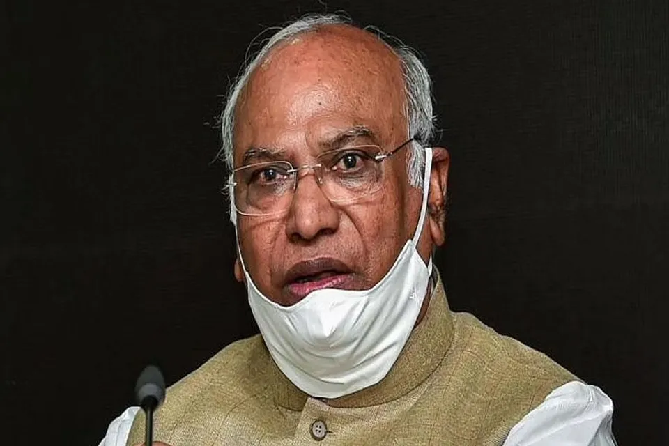 ED summoned Rahul to harass him : Mallikarjun Kharge