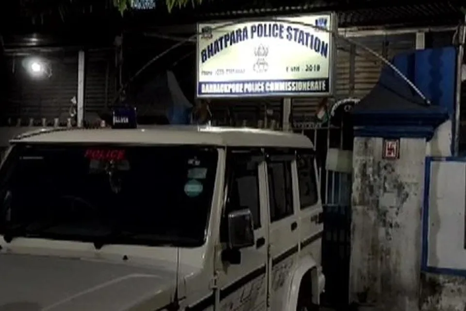 Shot dead body of youth recovered in Bhatpara