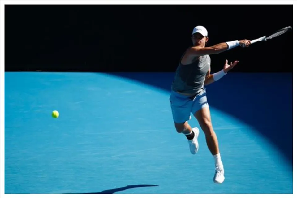 Australian Open: J.J. Wolf glides past Mmoh 6-4 6-1 6-2.