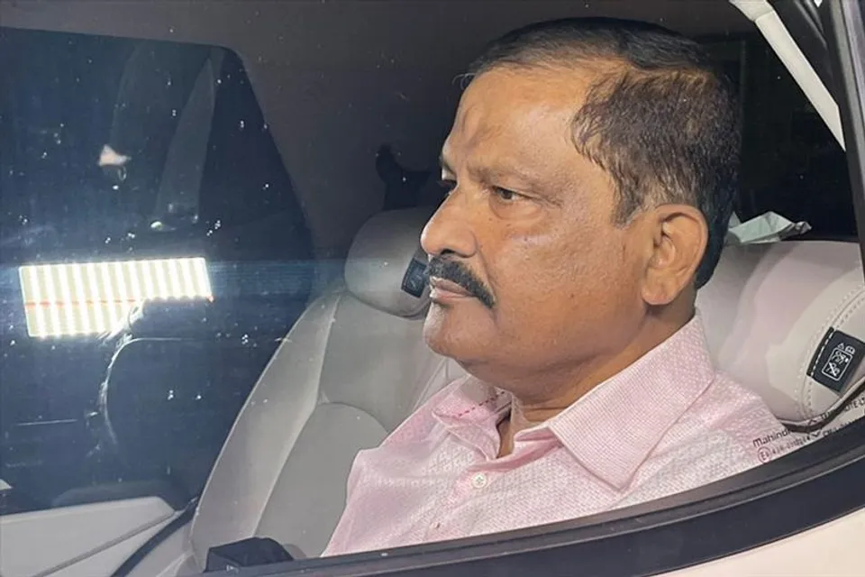 CBI summons Tapas Mandal again with a list of 325 people