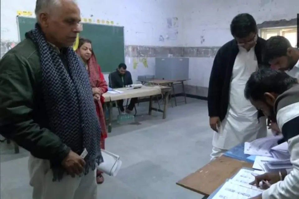 No name in voter list, Congress president could not cast vote