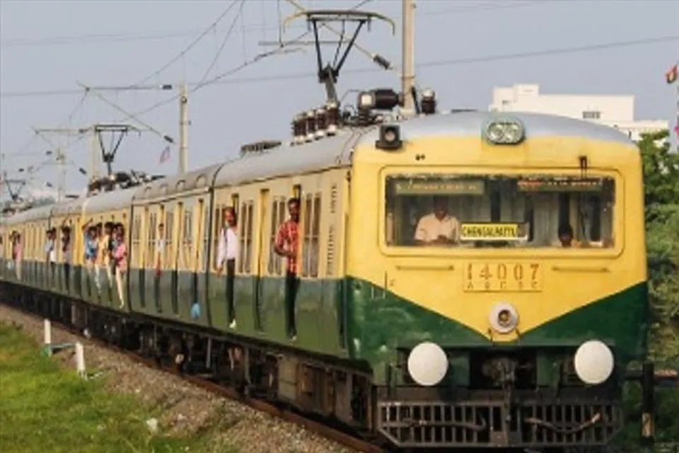 233 local trains canceled in Sealdah division tomorrow