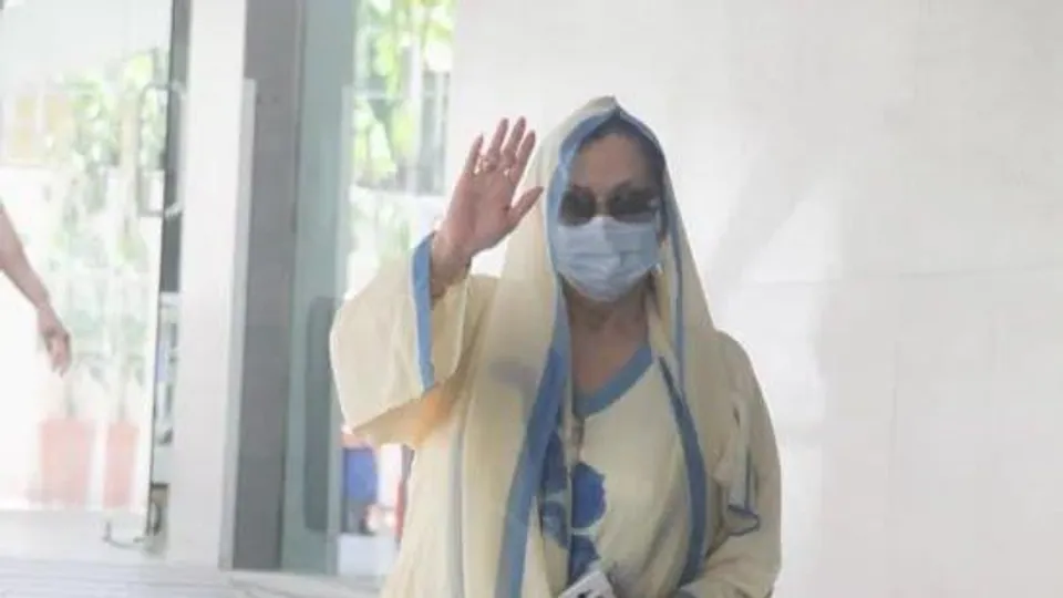 Saira Banu assures 'Saab theek hain'