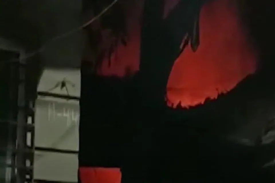 Gas cylinder explosion in Sukantanagar, Chingrighata, injured 7