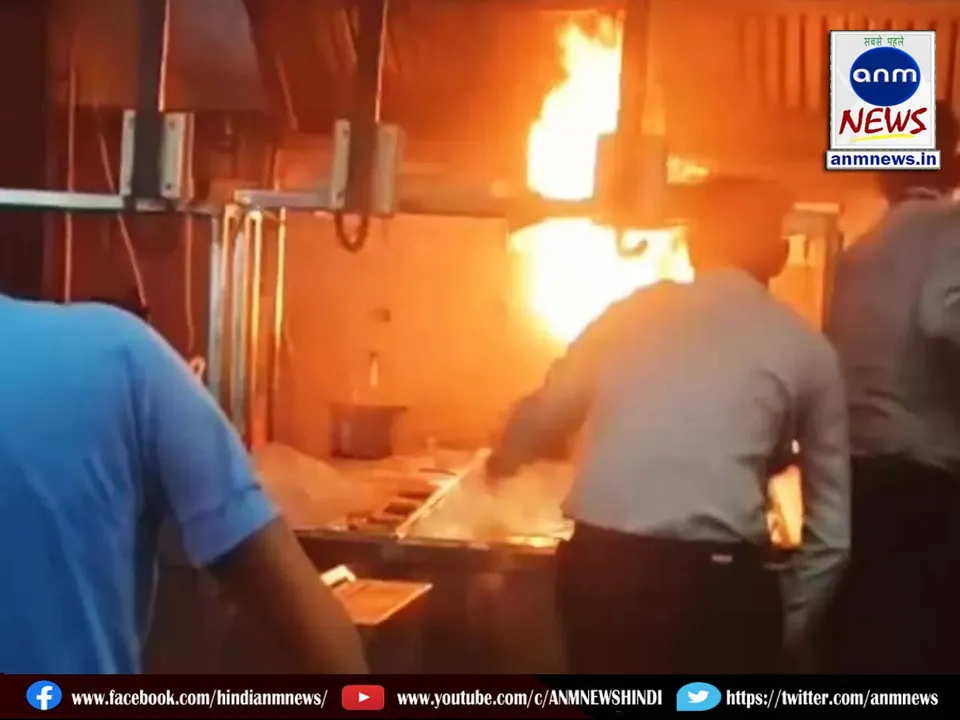 12 kolkata fire