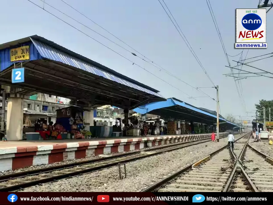 Sudden rail blockade at Dum Dum Cantonment station