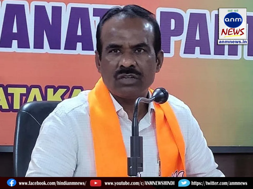 N Ravikumar