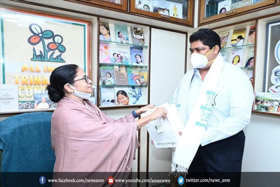 कांग्रेस के पूर्व विधायक एलेक्सो रेजिनाल्डो लौरेंको टीएमसी में शामिल