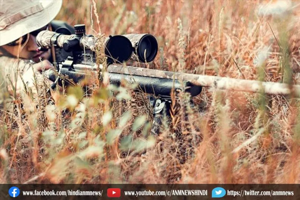 लश्कर-ए-तैयबा कमांडर को सुरक्षा बलों ने मार गिराया