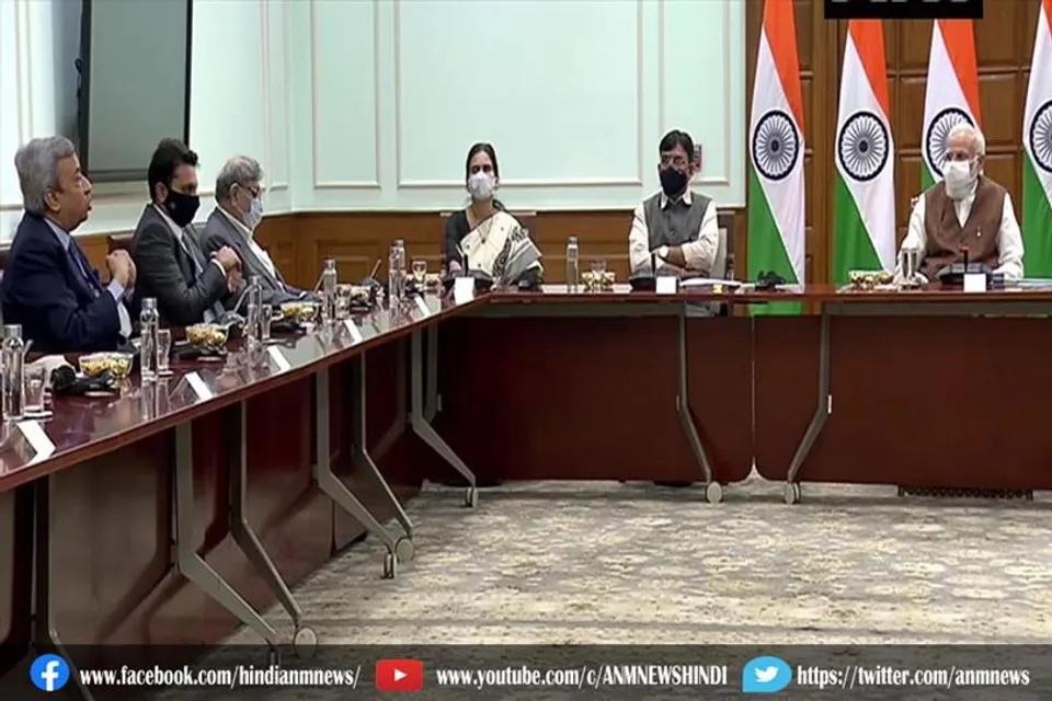 प्रधानमंत्री ने वैक्सीन निर्माताओं की से बात