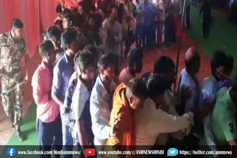 वैक्सीन उपलब्ध नहीं होने से टीका के लिए मारामारी