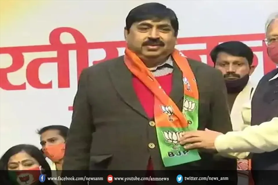 मुलायम सिंह के साढ़ू ने थामा भाजपा का दामन