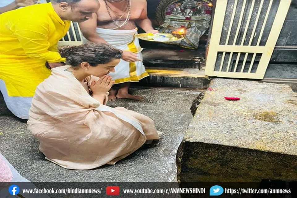 नए साल के पहले दिन कंगना रनोट पहुंची राहु-केतु मंदिर