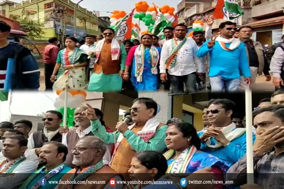 जामुड़िया के विधायक ने प्रत्याशियों के समर्थन में निकाला जुलूस