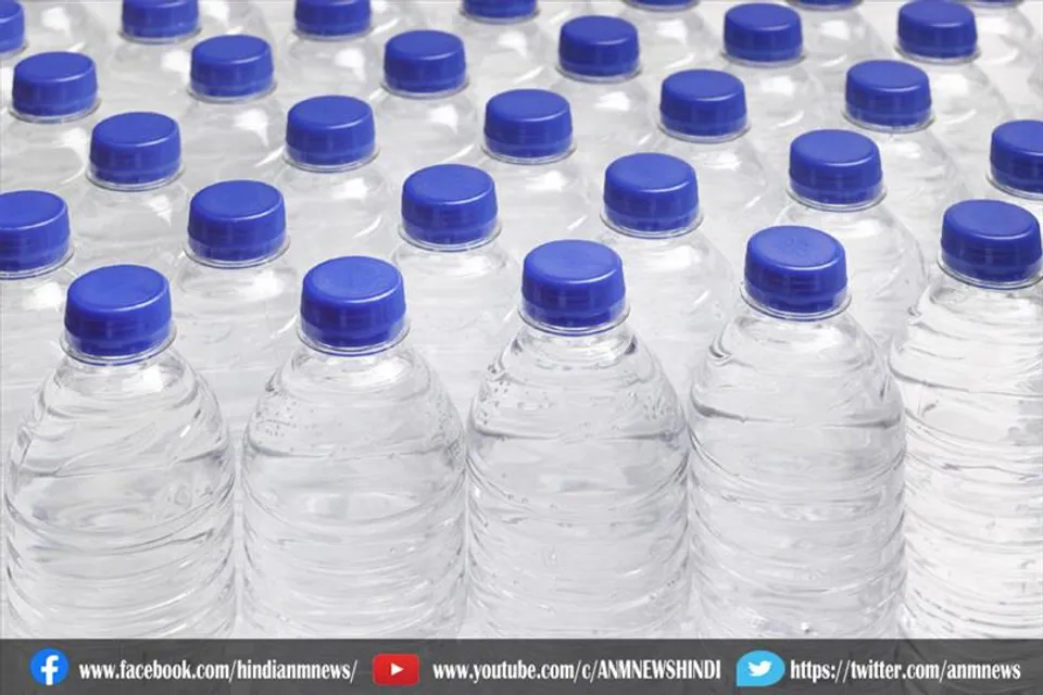 नाजायज पानी पैकिंग करके बेचने वाली फैक्ट्री पर विभाग ने की कार्यवाई