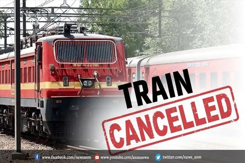 भारतीय रेलवे ने 127 ट्रेनों को किया रद्द