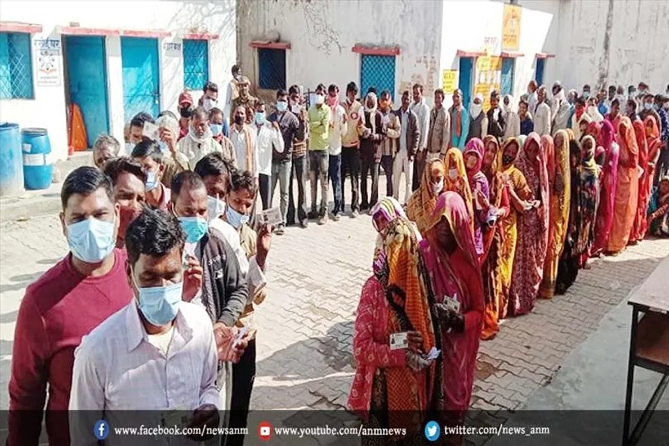 झांसी में 98.90 प्रतिशत मतदान