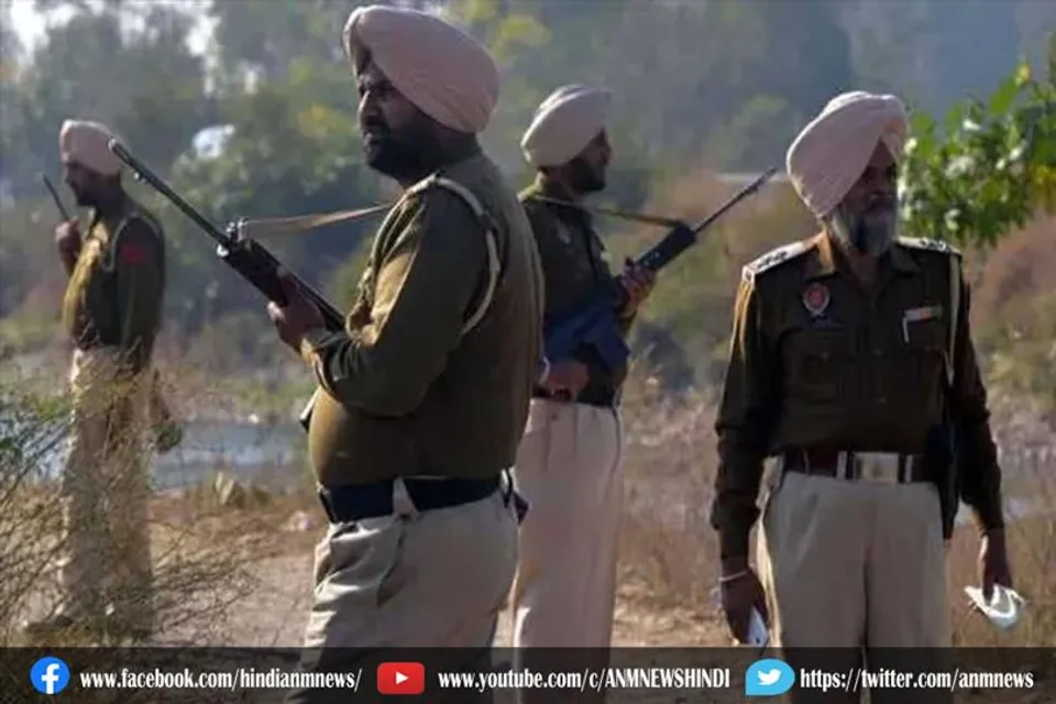 भारत-पाकिस्तान सीमा के पास छिपा 'टिफिन बॉक्स बम' बरामद