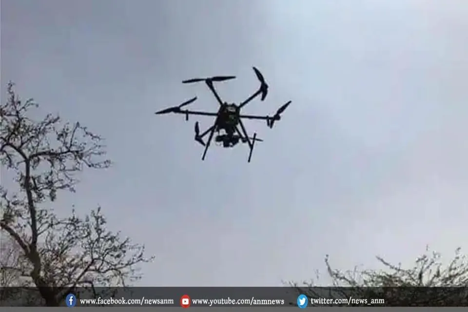 बीएसएफ द्वारा घुसपैठिये ड्रोन किया गया जब्त