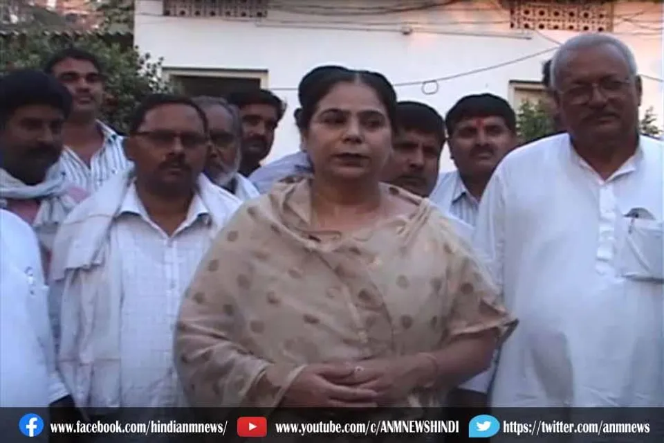 शादाब फातिमा ने ग्रहण की बीएसपी की सदस्यता