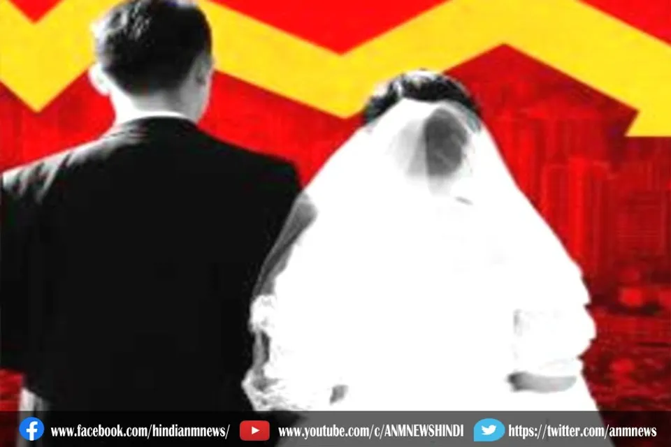 पति को तलाक, बेटे से शादी