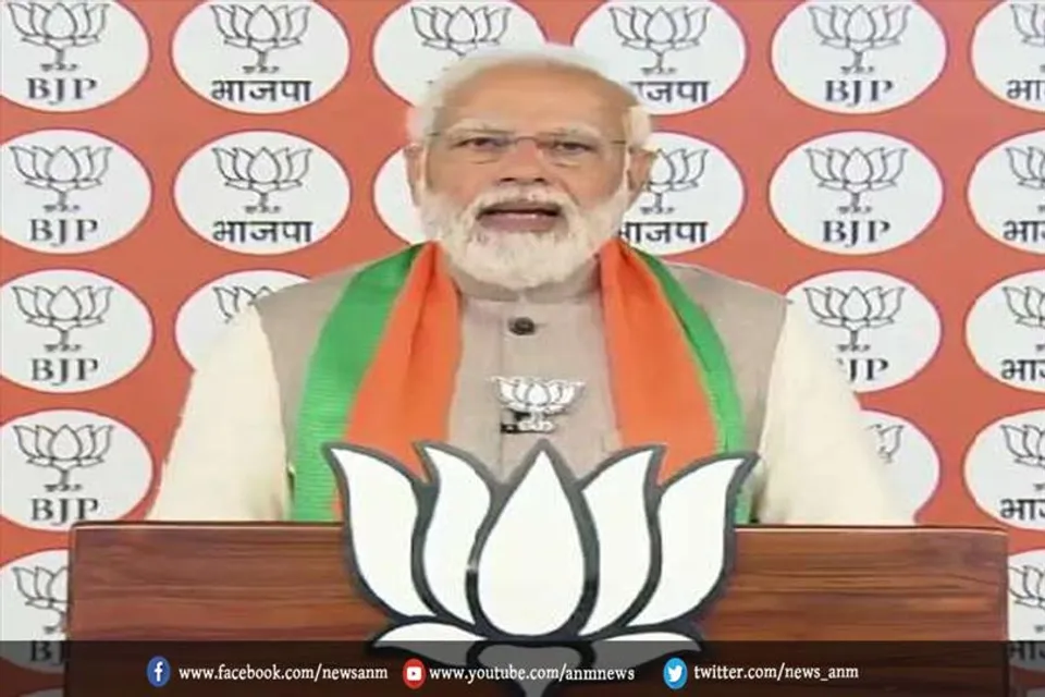 तीन तलाक कानून से लाखों बहू-बेटियों को फायदा हुआ: मोदी