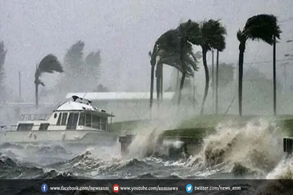 100 किलोमीटर प्रति घंटे की रफ्तार से चली हवा