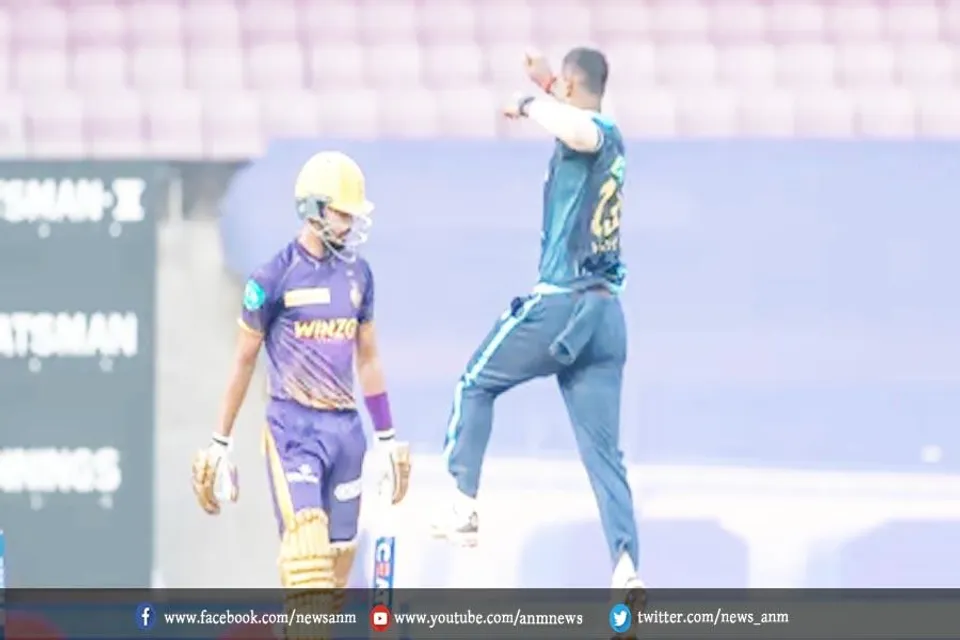 KKR vs GT: कोलकाता के 50 रन पूरे