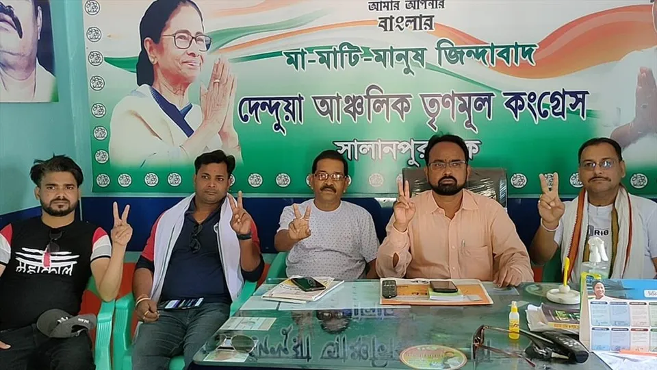 देन्दुआ पंचायत में टीएमसी के लिये मैजिक मेन बने मनोज तिवारी