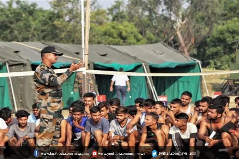 12वीं पास हैं तो अग्निवीर बनने का सुनहरा मौका