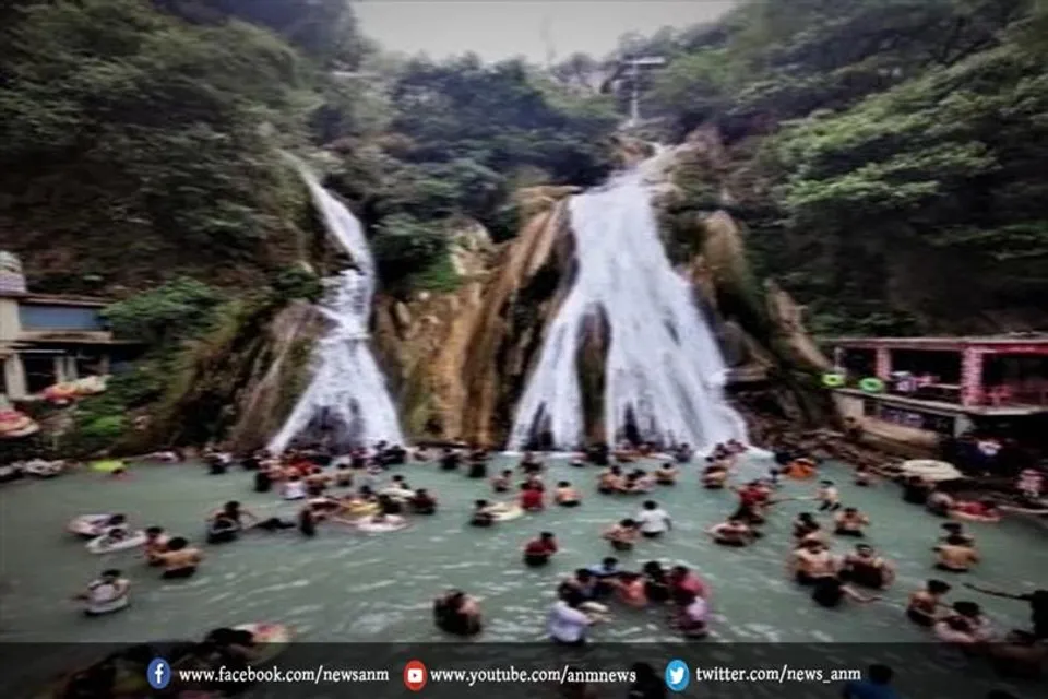मसूरी के केम्प्टी फॉल से जुडी रोचक बाते