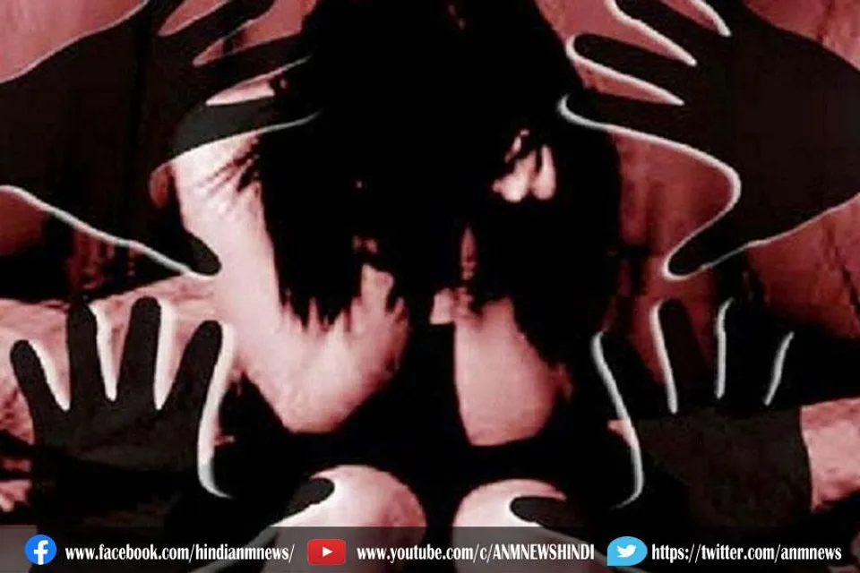 पूर्व विधायक-IAS पर गैंगरेप का आरोप
