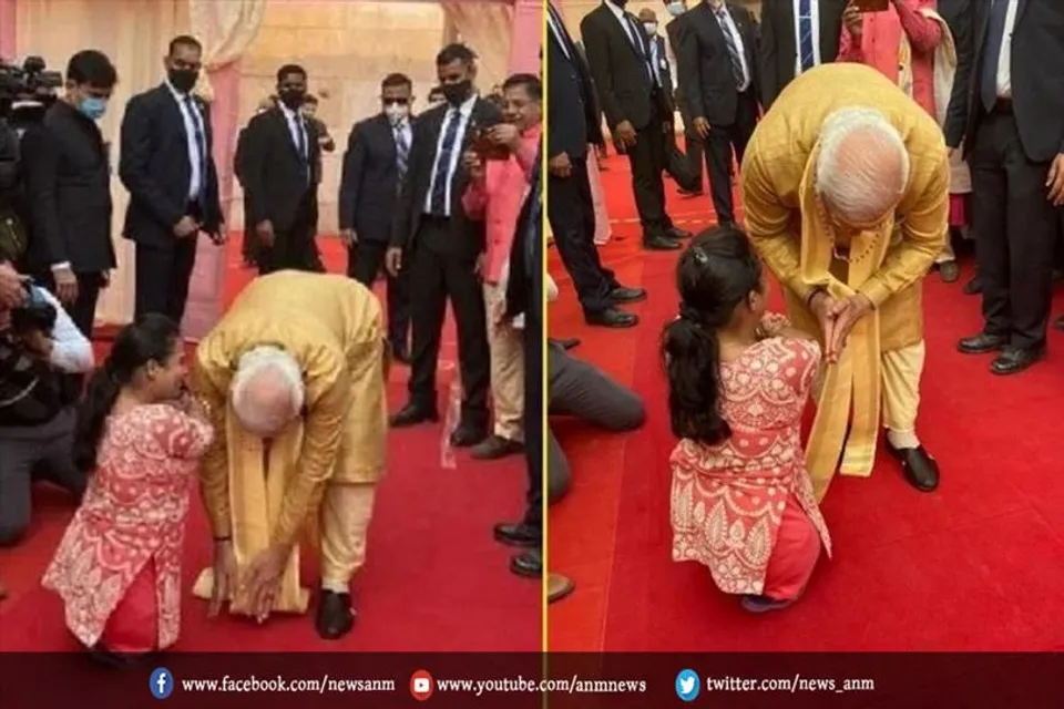 प्रधानमंत्री मोदी की ये फोटो जमकर हो रही वायरल
