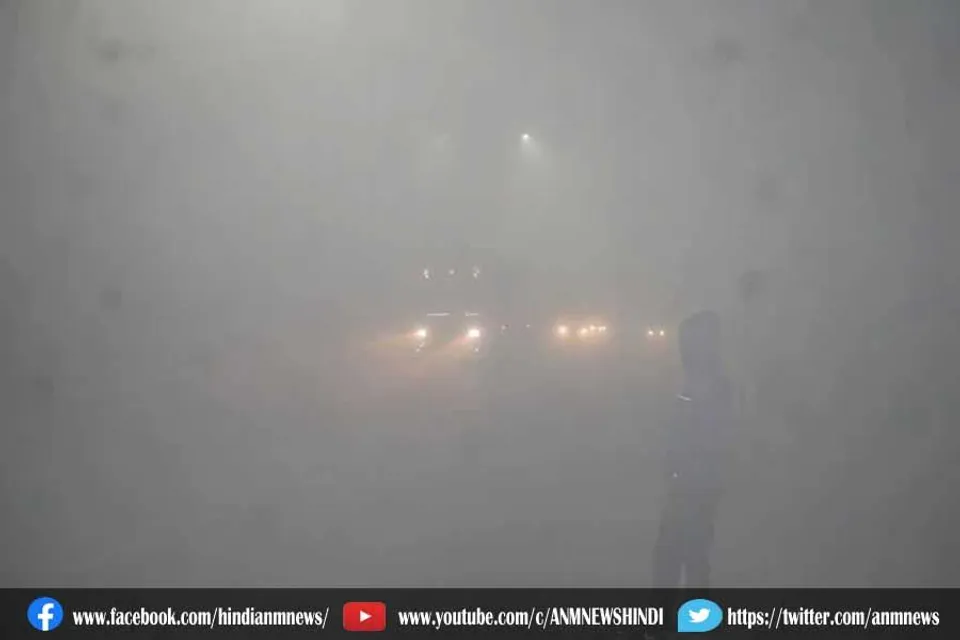 दिल्ली-एनसीआर में सुबह छाया घना कोहरा