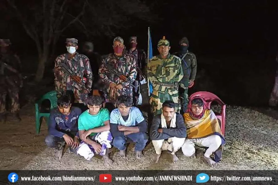 बीएसएफ ने पांच बांग्लादेशियों को बीजीबी के हवाले किया