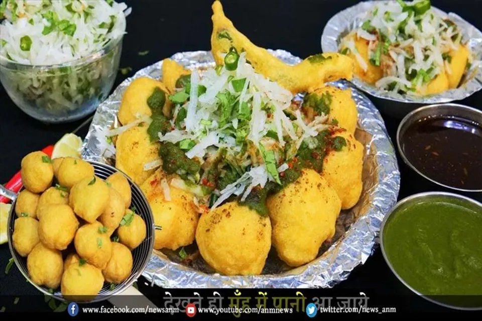 दिल्ली के स्वादिष्ट और फेमस स्ट्रीट फूड, जिनका नाम लेते ही आ जाता है मुंह में पानी