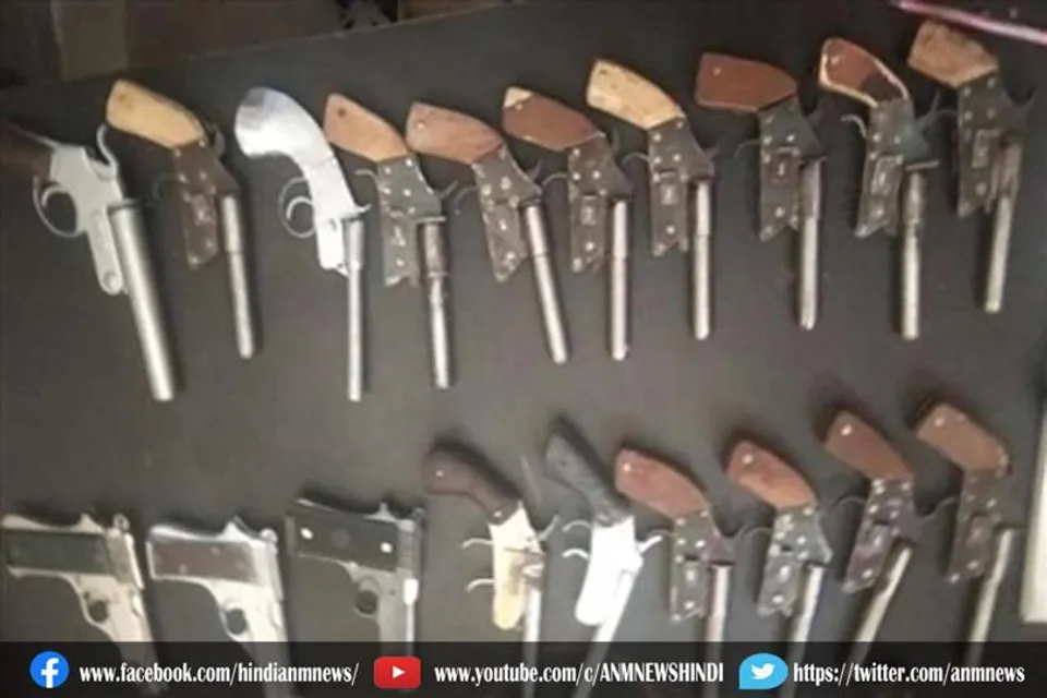 हथियार सप्लाई करने वाले गैंग का भंडाफोड़