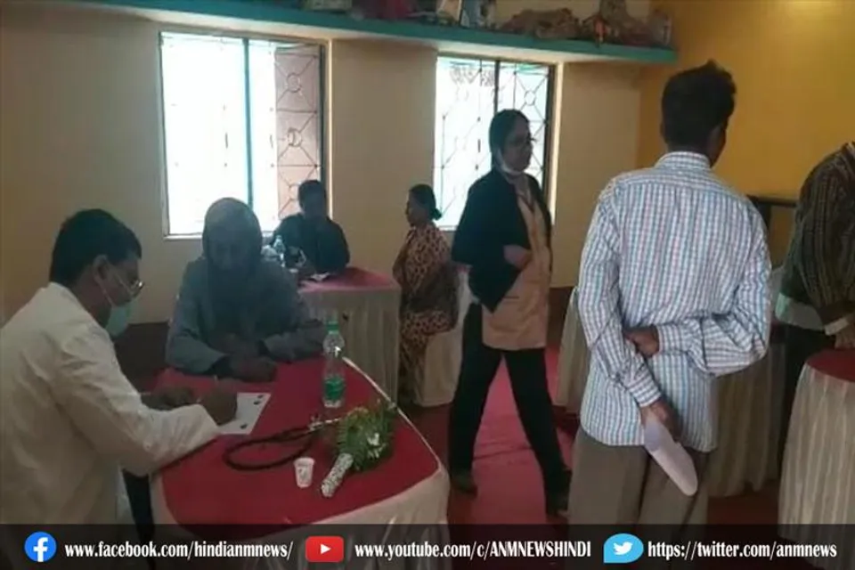 जरूरतमंद लोगों के लिए निशुल्क स्वास्थ्य जांच शिविर का आयोजन