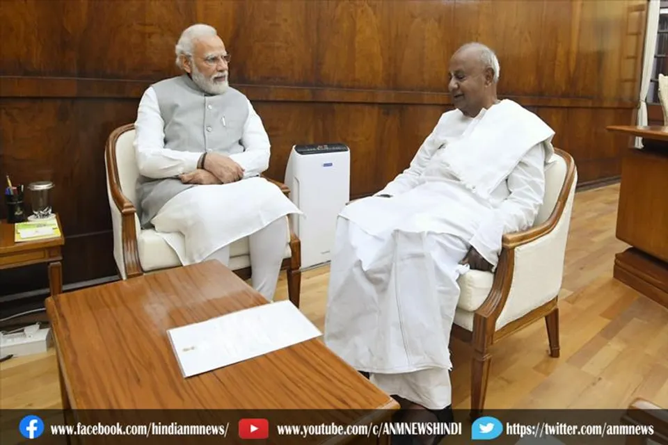 पूर्व पीएम एचडी देवगौड़ा से मिले प्रधानमंत्री मोदी