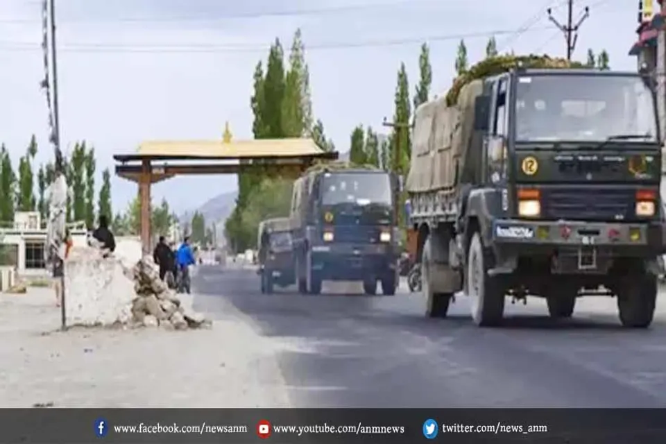 सड़क हादसे में 7 जवान शहीद