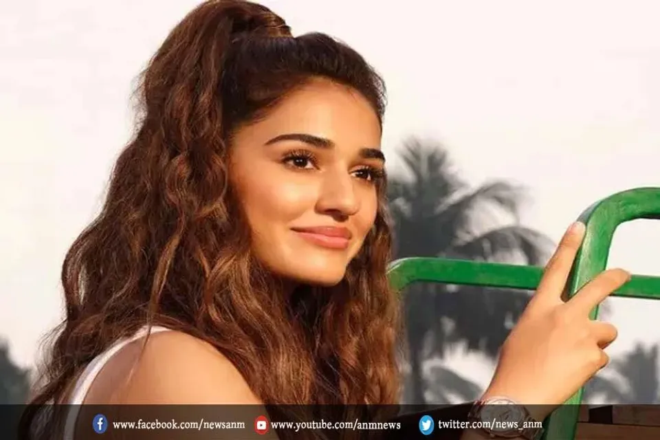 दिशा पाटनी ने एक बार फिर जीता फैंस का दिल