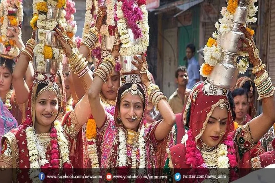 शहर में निकाली गयी गणगौर की रैली